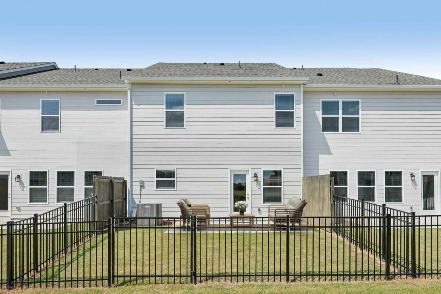 89 web or mls stately oaks ct s1309 19 032 1